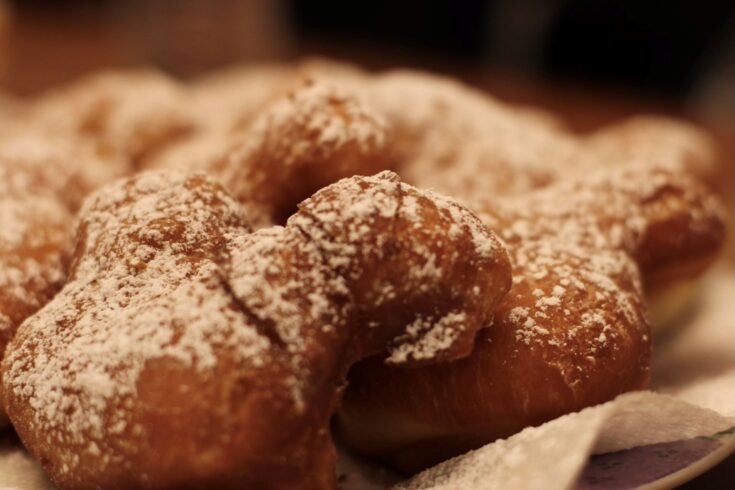 Disney Parks Snacks – Mickey Mouse Beignets